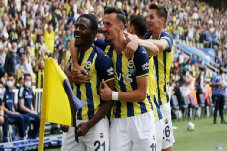 Fenerbahçe Frankurt maçı kafilesini açıkladı!