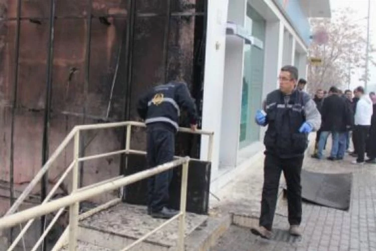 Bursa'da ortalığı ayağa kaldıran banka yangını