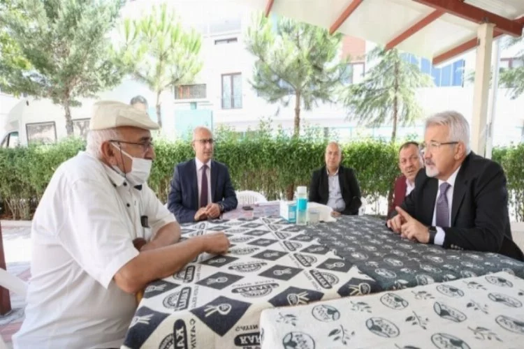 Bursa Nilüfer Belediye Başkanı Erdem Işıktepe'de incelemelerde bulundu