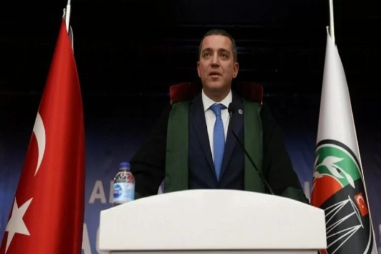 Ankara Barosu Başkanlığı'na Erinç Sağkan yeniden seçildi