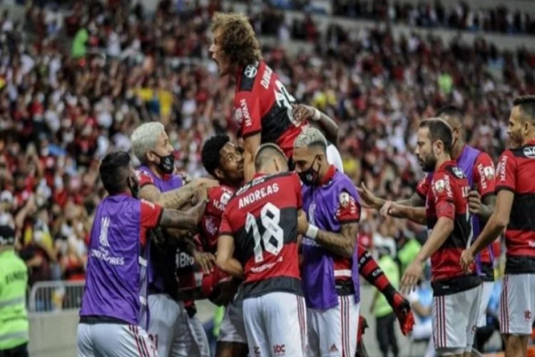 Flamengo, sahasında Barcelona SC'yi 2-0 yendi