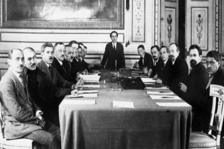 '1921 Moskova Antlaşması, cumhuriyetçi Türkiye'nin oluşumunda bir mihenk taşı oldu'