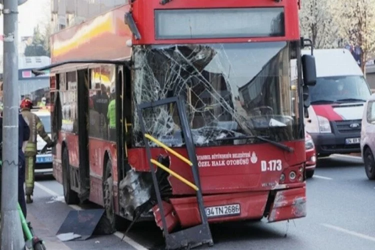 Beşiktaş'ta bariyerlere çarpan otobüs şoförü hakim karşısında