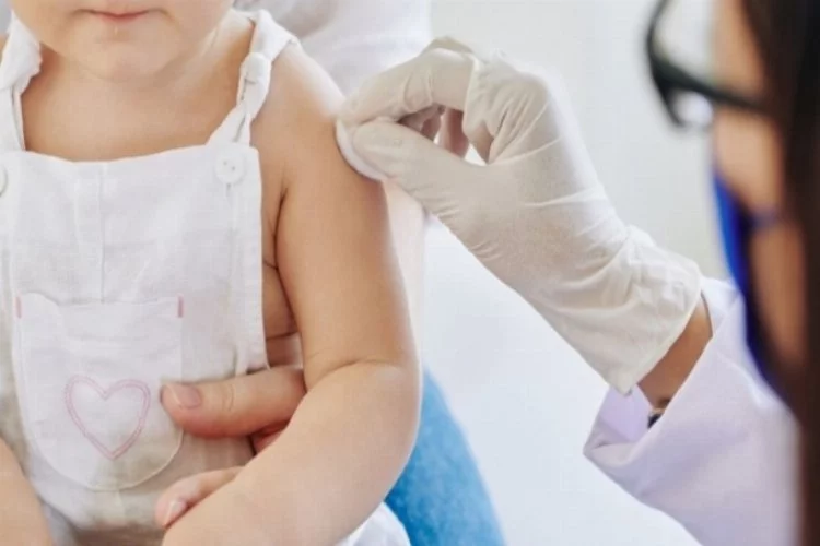Bursa Tabip Odası'ndan 'Bebeklere Kovid-19 aşısı yapıldı' iddiası hakkında açıklama!