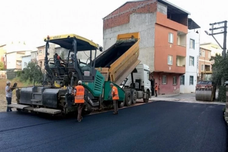 Bursa Osmangazi'de asfalt çalışmaları hız kesmiyor