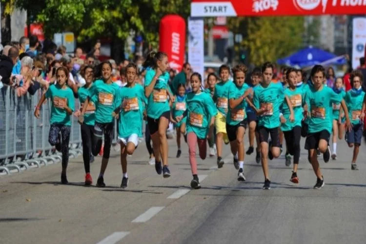 Bursa'da Eker I Run Koşusu'na bin 569 sporcu katıldı