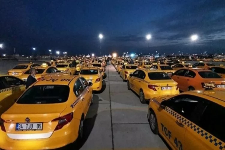 Guardian: İstanbul'un taksi savaşı başladı