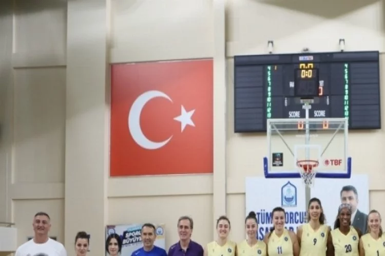 Bursa Büyükşehir Belediyespor Kadın Basketbol Takımı'nda ilk maç heyecanı!