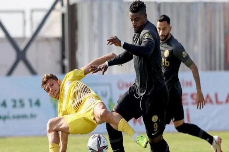 4 gollü maçta lider Ümraniye, Eyüpspor'a takıldı
