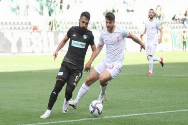 Altaş Denizlispor, Balıkesirspor'u 2 golle yendi