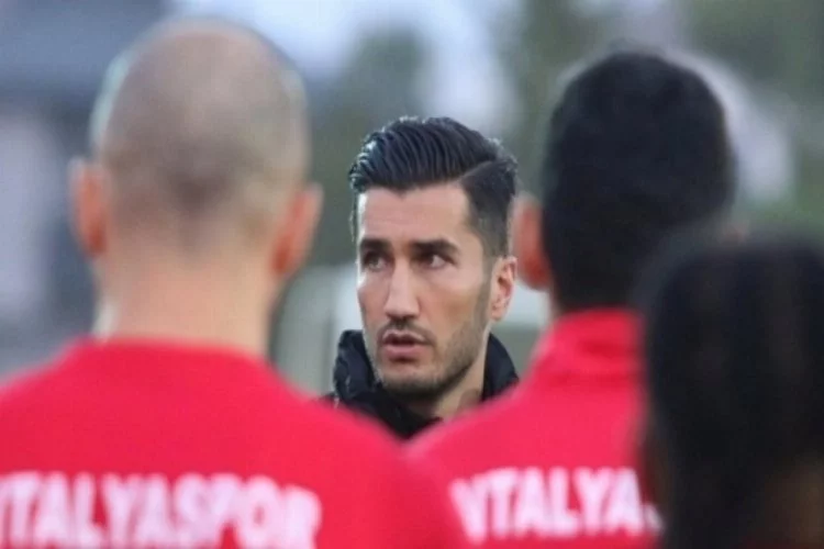 Nuri Şahin futbolu bıraktı