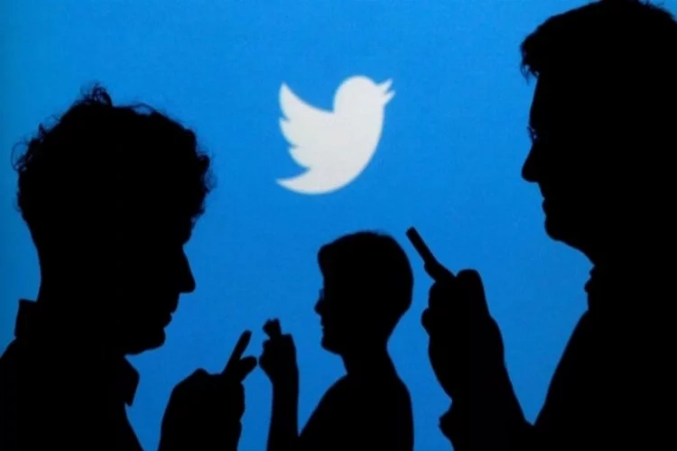 Twitter, paylaşımlara emoji ile tepki verme özelliğini yeniden getirdi