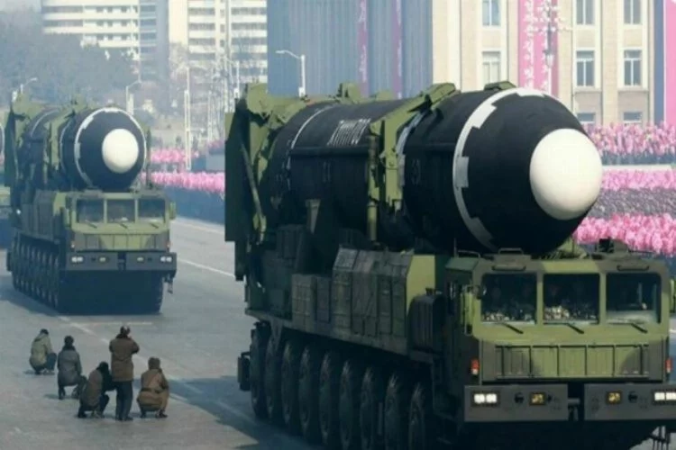 Kuzey Kore'den fırlatılan balistik füze Japonya açıklarına düştü