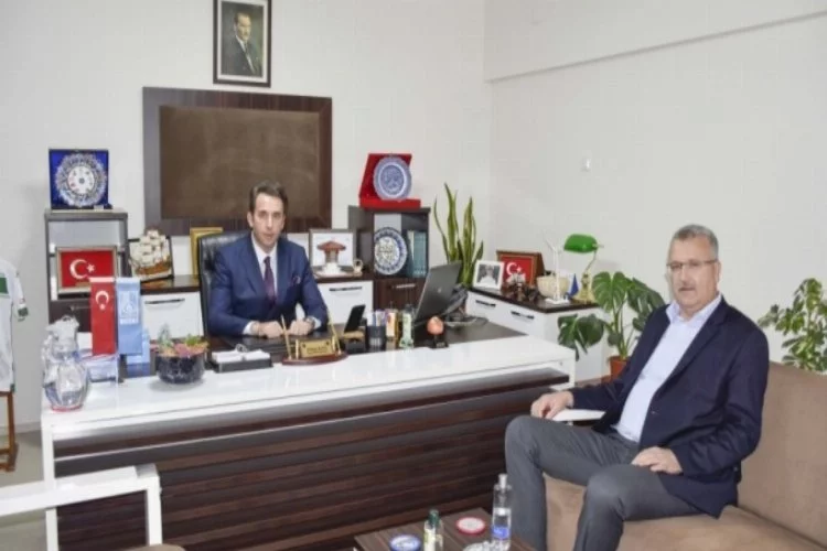 Bursa'da Başkan Özkan'dan Kaya'ya 'hayırlı olsun' ziyareti