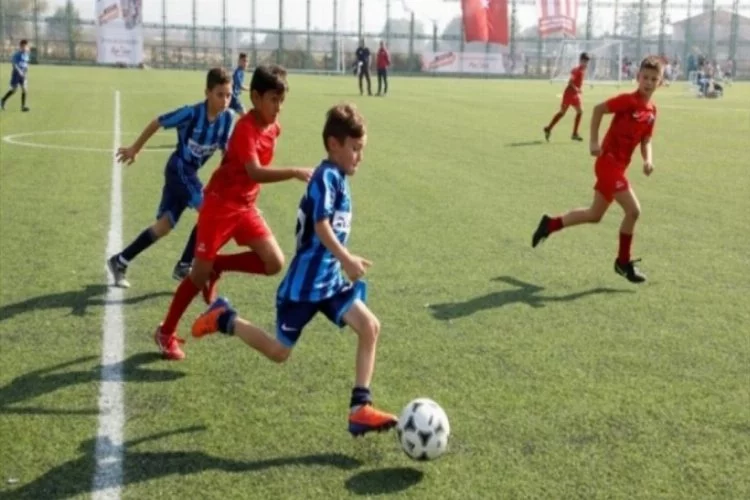 Bursa İnegöl futbol şölenine ev sahipliği yaptı
