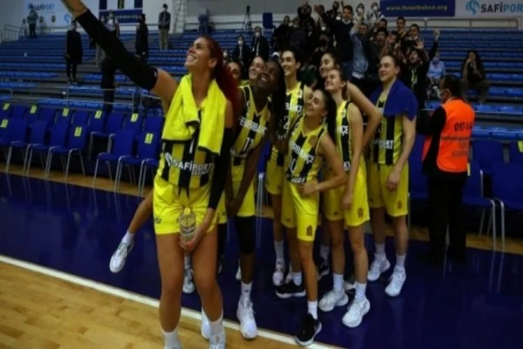 Fenerbahçe Safiport, Sopron Basket'i konuk edecek