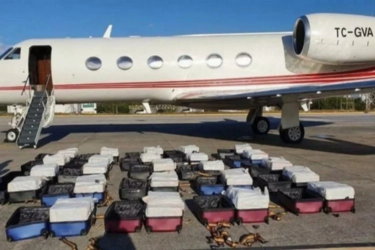 İçinden 24 valiz kokain çıkan Türk uçağı, Brezilya polisine verildi