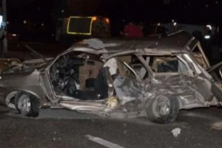 Korkunç kazada 3 kişi yaşamını yitirdi