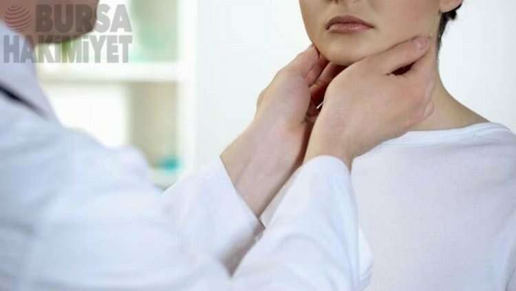 Tiroid bezi az ya da çok çalırsa vücut nasıl tepki verir? İşte kritik belirtiler...