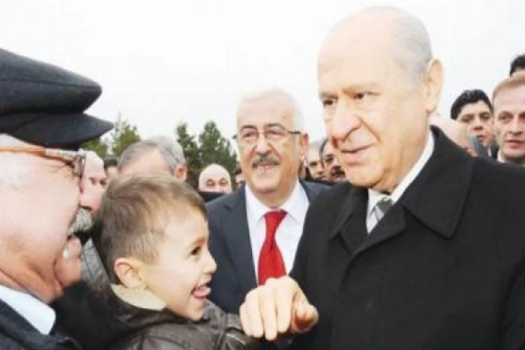 Başbakan Erdoğan demir parmaklığı boylayacak