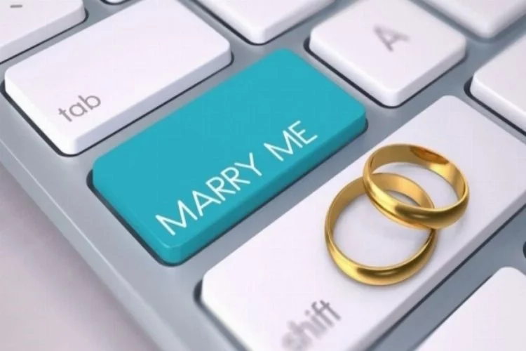 'İnternette tanışan çiftlerin boşanma olasılığı 6 kat daha fazla'