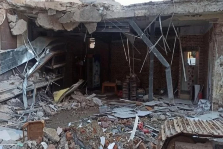 Malatya'daki çöken binada hasar gün ağarınca ortaya çıktı