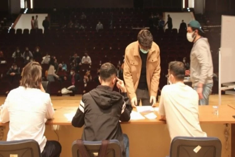 Bursa'da Öğrenci Konseyi ve Öğrenci Temsilcisi seçimleri tamamlandı