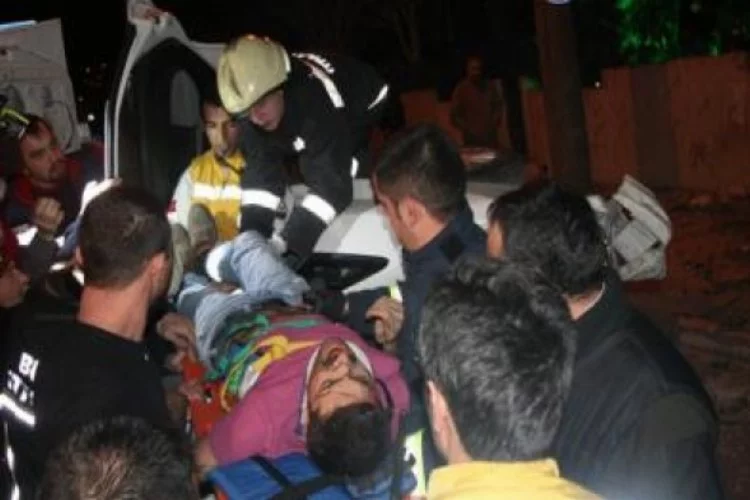 Bursa'daki korkunç kazada yaralanan sürücü kurtarılamadı
