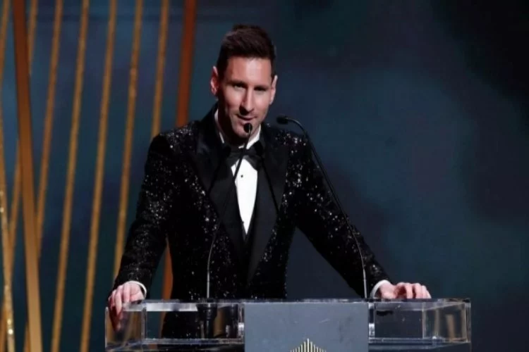 Lionel Messi 7. kez Ballon d'or ödülünün sahibi oldu