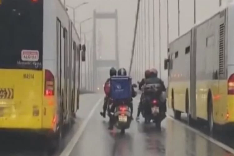 Köprüde motosiklet sürücülerine siper olan şoförler, o anları anlattı