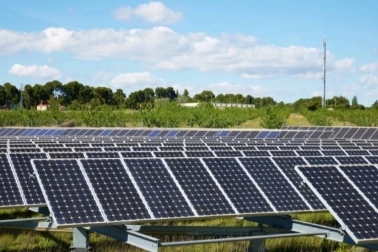 Bursa'da güneş enerjisi üretiminde verimliliği artıracak yenilik "perovskit"