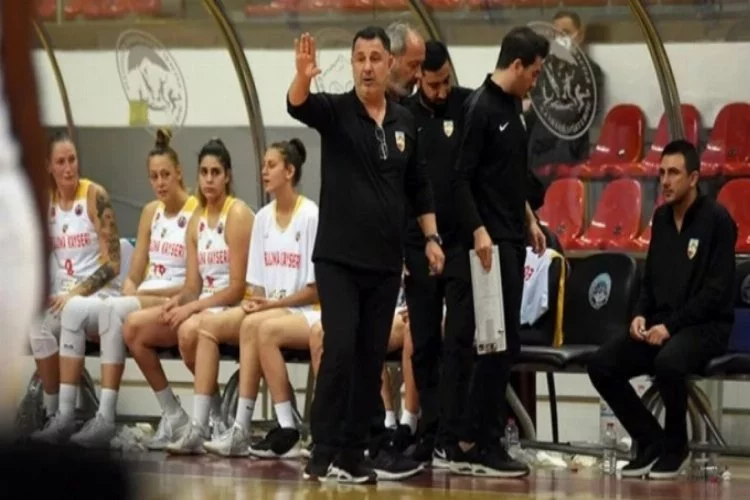 Bellona Kayseri Basketbol'da Başantrenör istifa etti