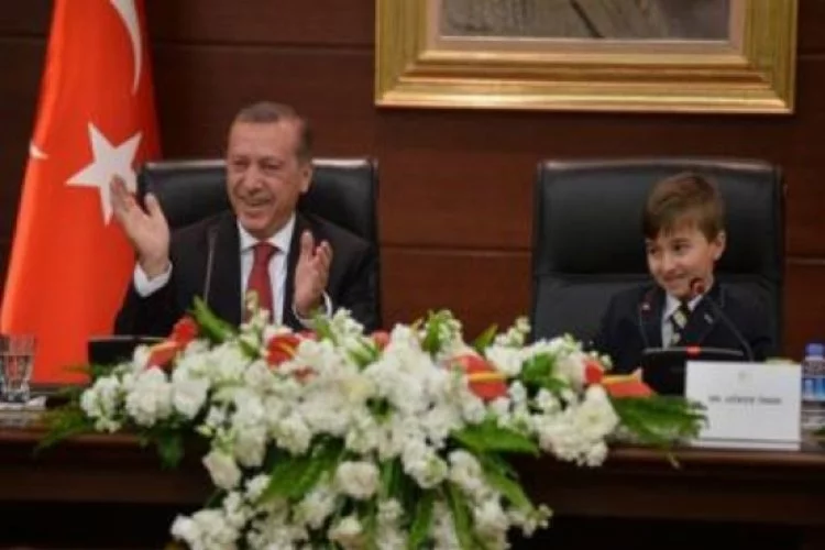 Başbakan Erdoğan'ı güldüren Twitter cevap