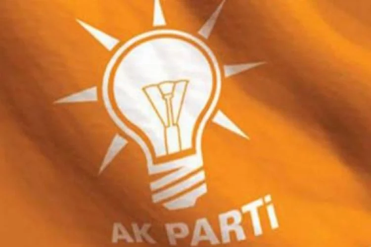 AK Parti'de şok istifa