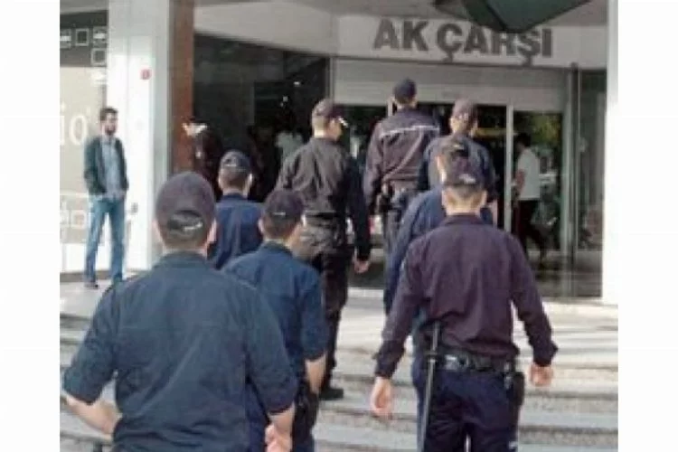 İstanbul'da 'çakma' operasyonu