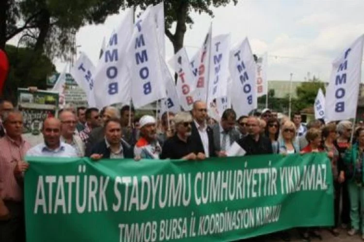Bursa Atatürk Stadyumu'nun yıkım kararına tepki