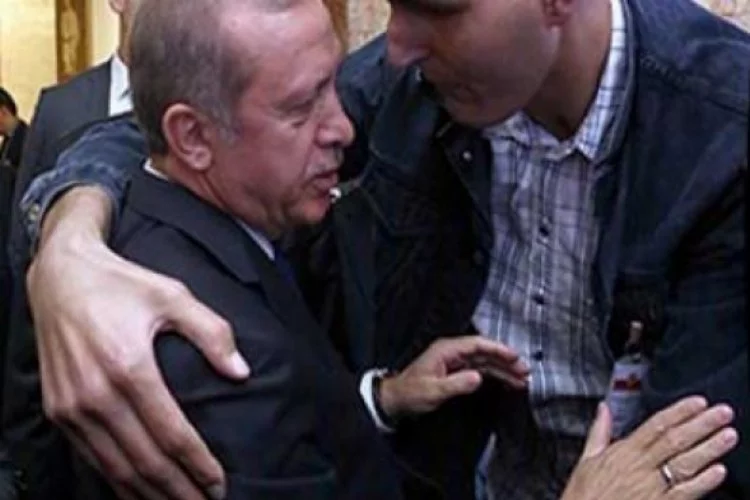 Erdoğan'a çıkışta sürpriz... Öyle bir sarıldı ki...