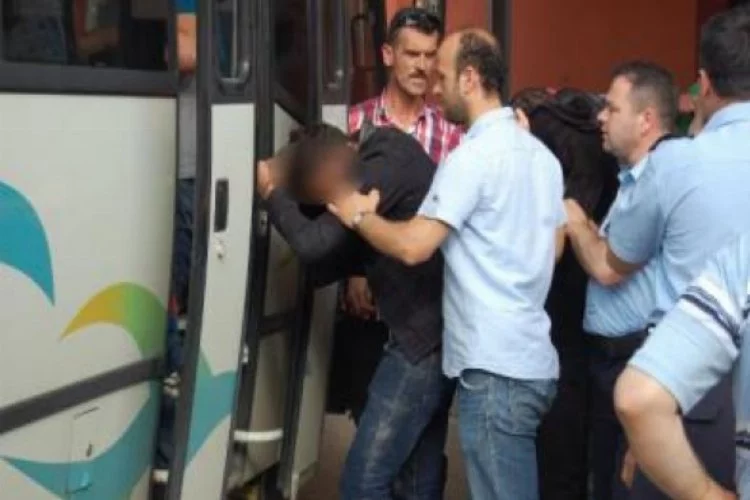 Bursa'da liseli kıza iğrenç tuzak...Tecavüz görüntüleriyle fuhuşa zorladılar