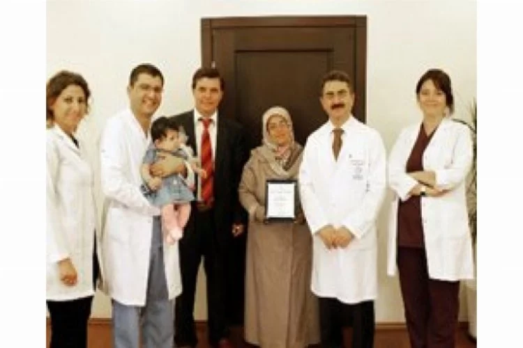 Bahar Hastanesi, yılın annelerini ödüllendirdi