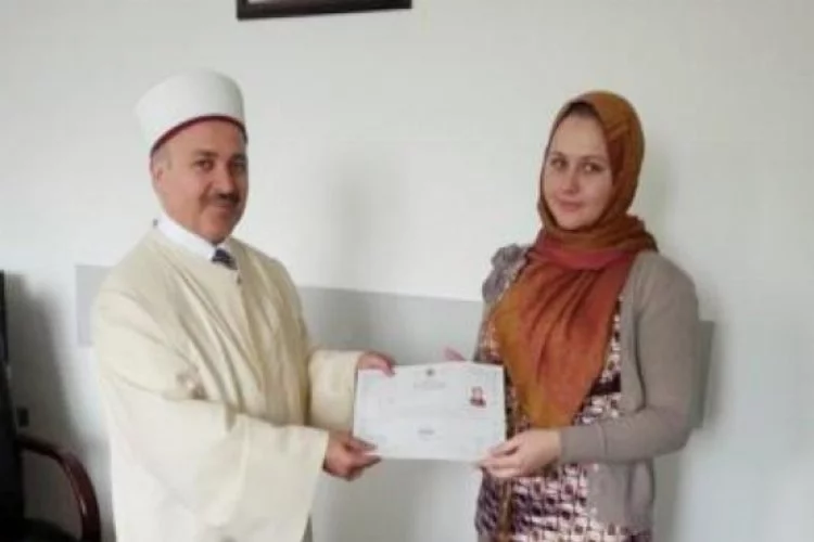 Bursa'ya tatil için gelen genç kız Müslüman oldu