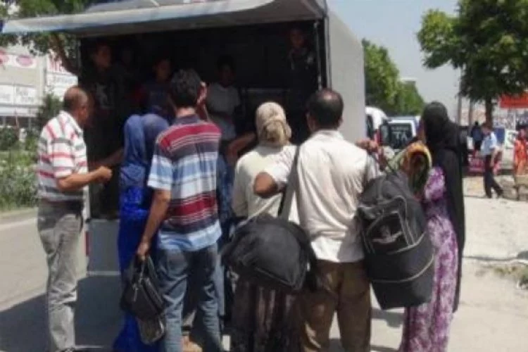 Bursa'da metruk binada kalan Suriyeli aile Ankara'ya gönderildi