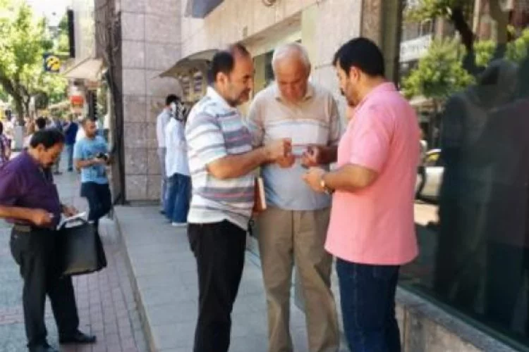 Bursa'da emekli öğretmen dolandırıcıların elinden bakın nasıl kurtuldu