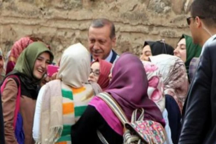 Başbakan Erdoğan da selfie modasına uydu