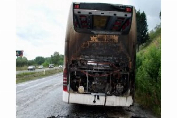  50 yolcu taşıyan otobüste yangın çıktı