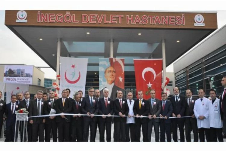 Bakan Müezzinoğlu İnegöl Devlet Hastanesi'ni açtı