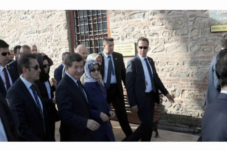 Bursa'dan ayrılan Başbakan Davutoğlu 'dua' istedi