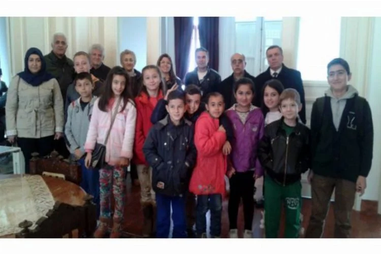 CHP köy öğrencilerine Mudanya'yı tanıttı