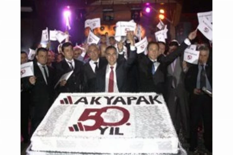 Akyapak'tan 50. yıl kutlaması 