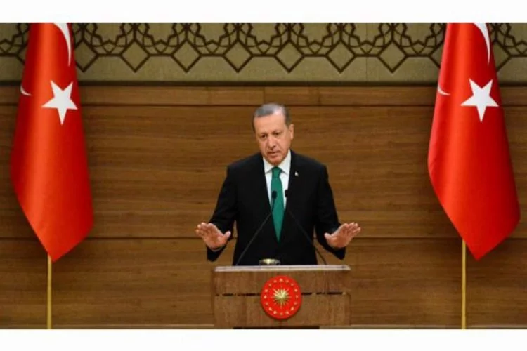 Erdoğan: 'Erkeksen pantolonunla dolaş'