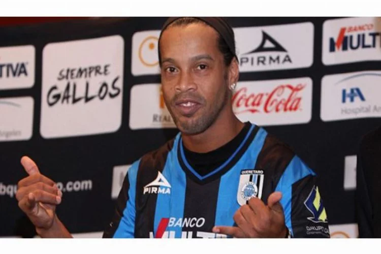  'Ronaldinho Bursaspor'a geliyor' bombası çabuk patladı!